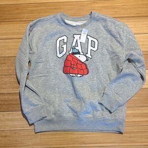 GAP Gray Kids XL sweatshirt with Snoopy!
